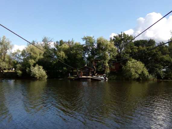 Паром на остров
